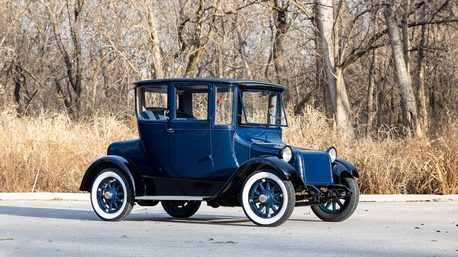 30 Star Cars In 2024 S Scottsdale Sales Classic Sports Car   1. 1918 Detroit Electric Worldwide Auctioneers 18 